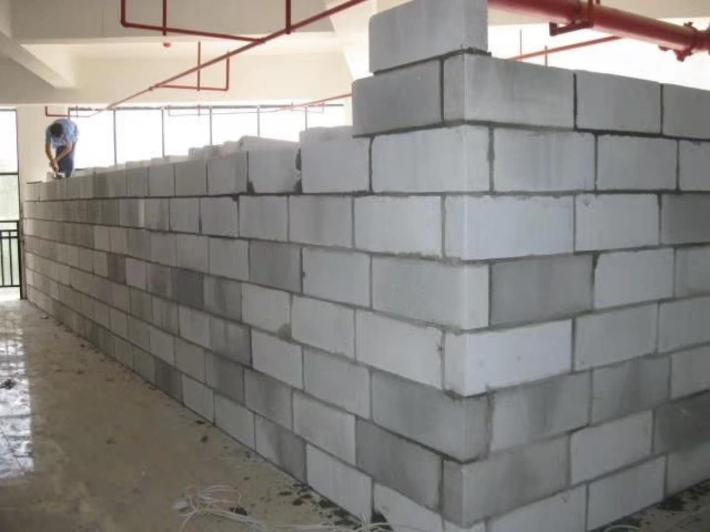 尖扎蒸压加气混凝土砌块承重墙静力和抗震性能的研究